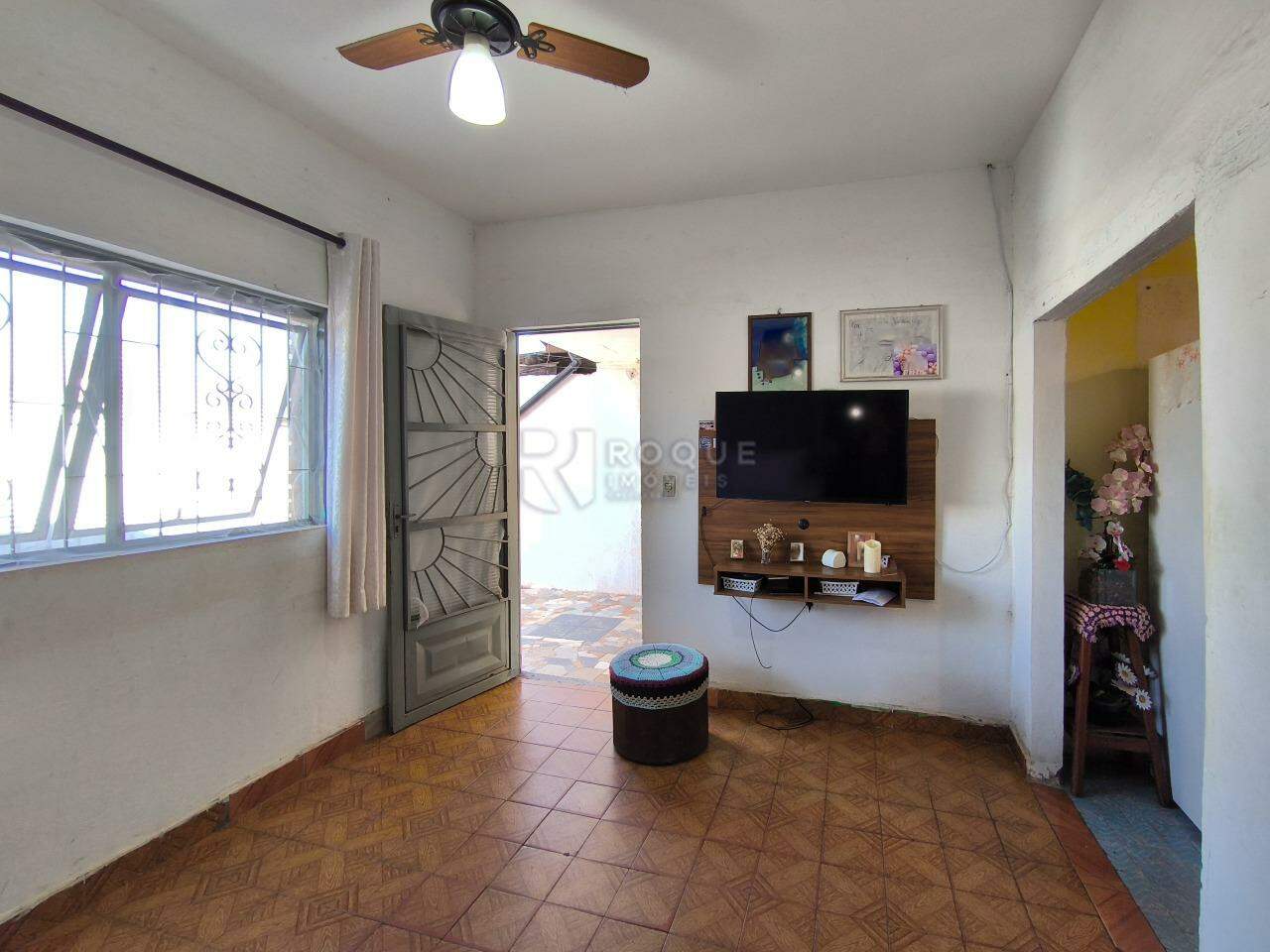 Casa Residencial à venda no bairro Jardim Perola: SALA DE ESTAR CASA 1