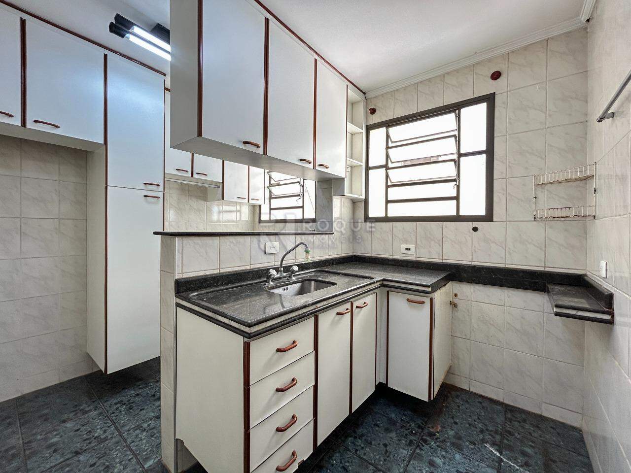 Apartamento à venda no bairro Jardim Ipiranga: Cozinha 