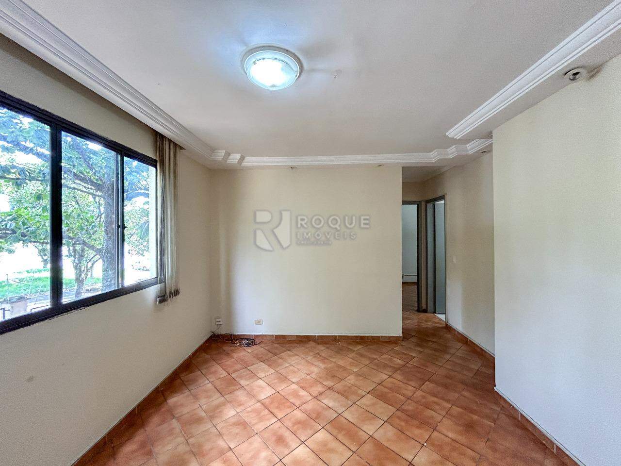 Apartamento à venda no bairro Jardim Ipiranga: Sala