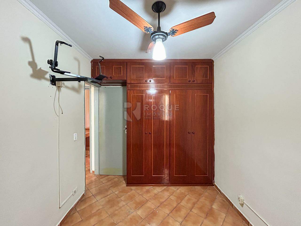 Apartamento à venda no bairro Jardim Ipiranga: Dormitório 2