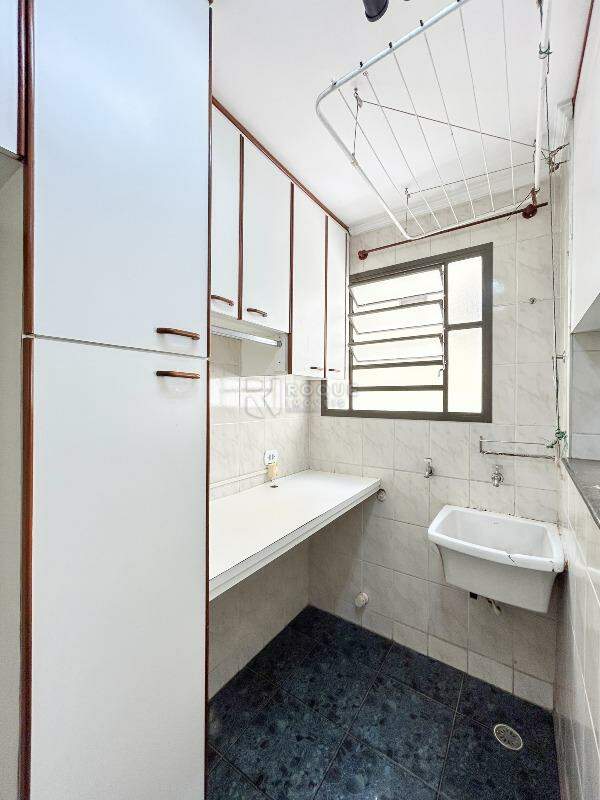 Apartamento à venda no bairro Jardim Ipiranga: Área de serviço