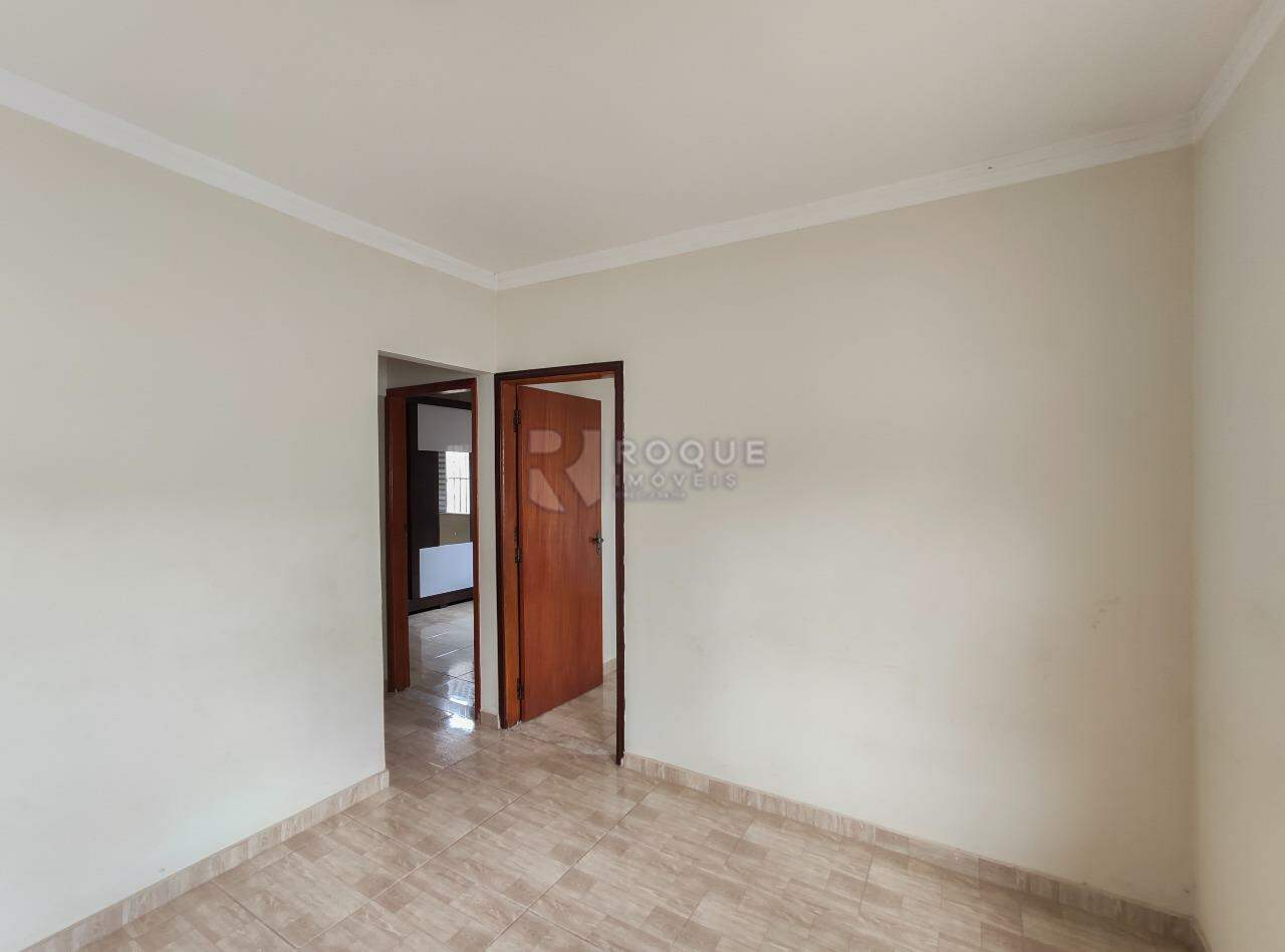 Casa Residencial à venda no bairro Conjunto Habitacional Victor DAndrea: Sala 