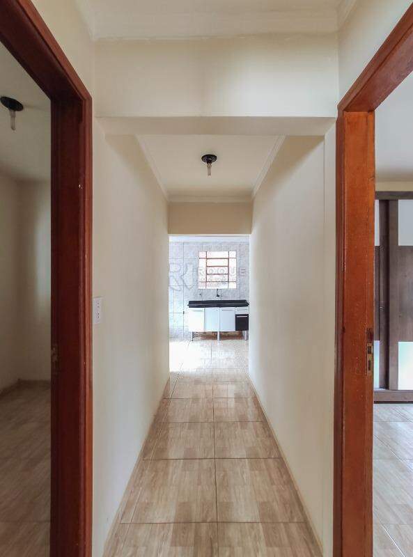 Casa Residencial à venda no bairro Conjunto Habitacional Victor DAndrea: Hall 