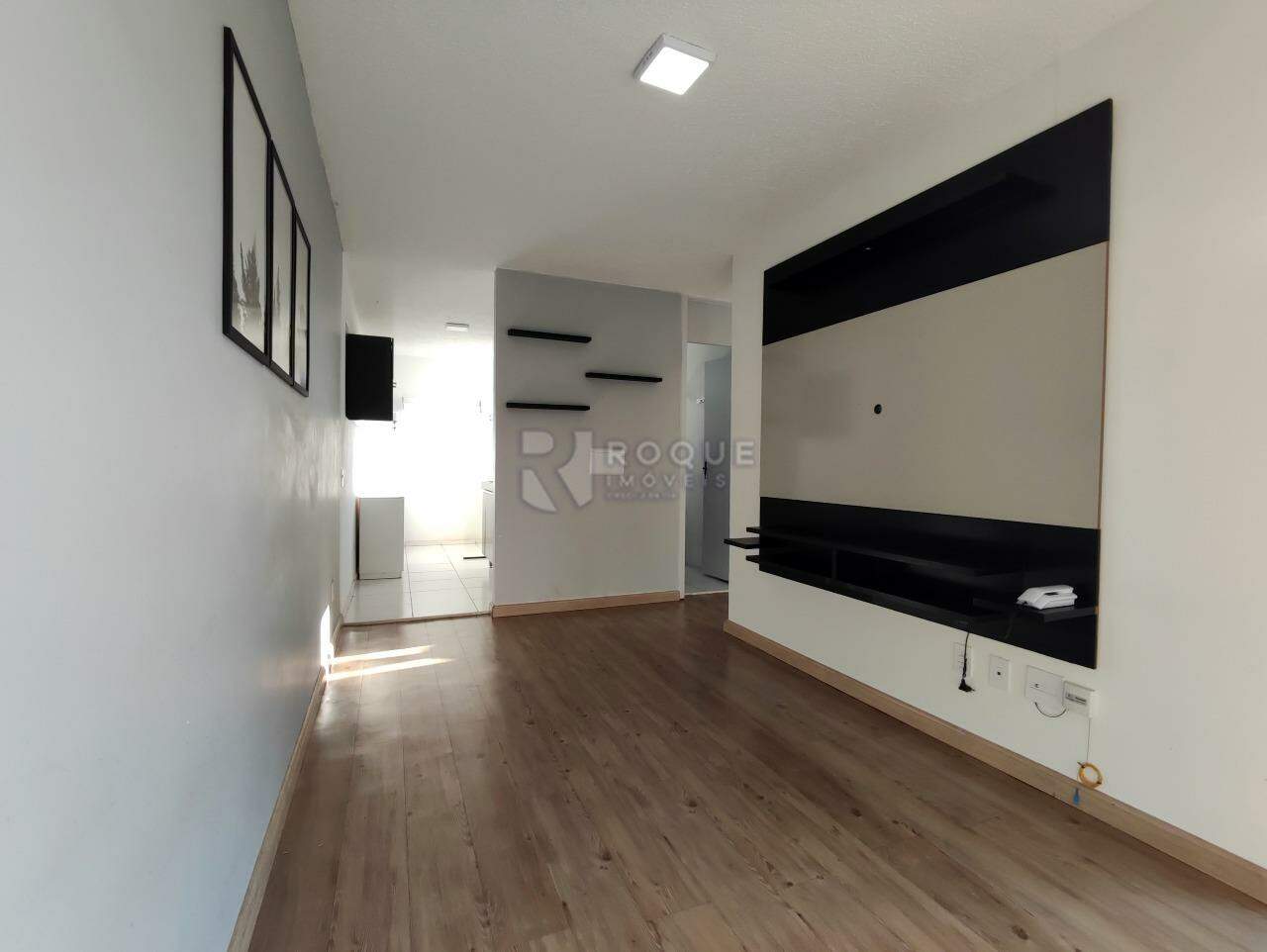 Apartamento à venda no bairro Parque Hippolyto: SALA