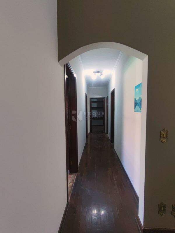 Casa Residencial para aluguel no bairro Vila Rocha: Hall