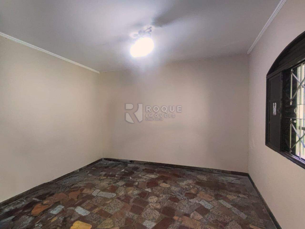 Casa Residencial para aluguel no bairro Vila Rocha: Edicula