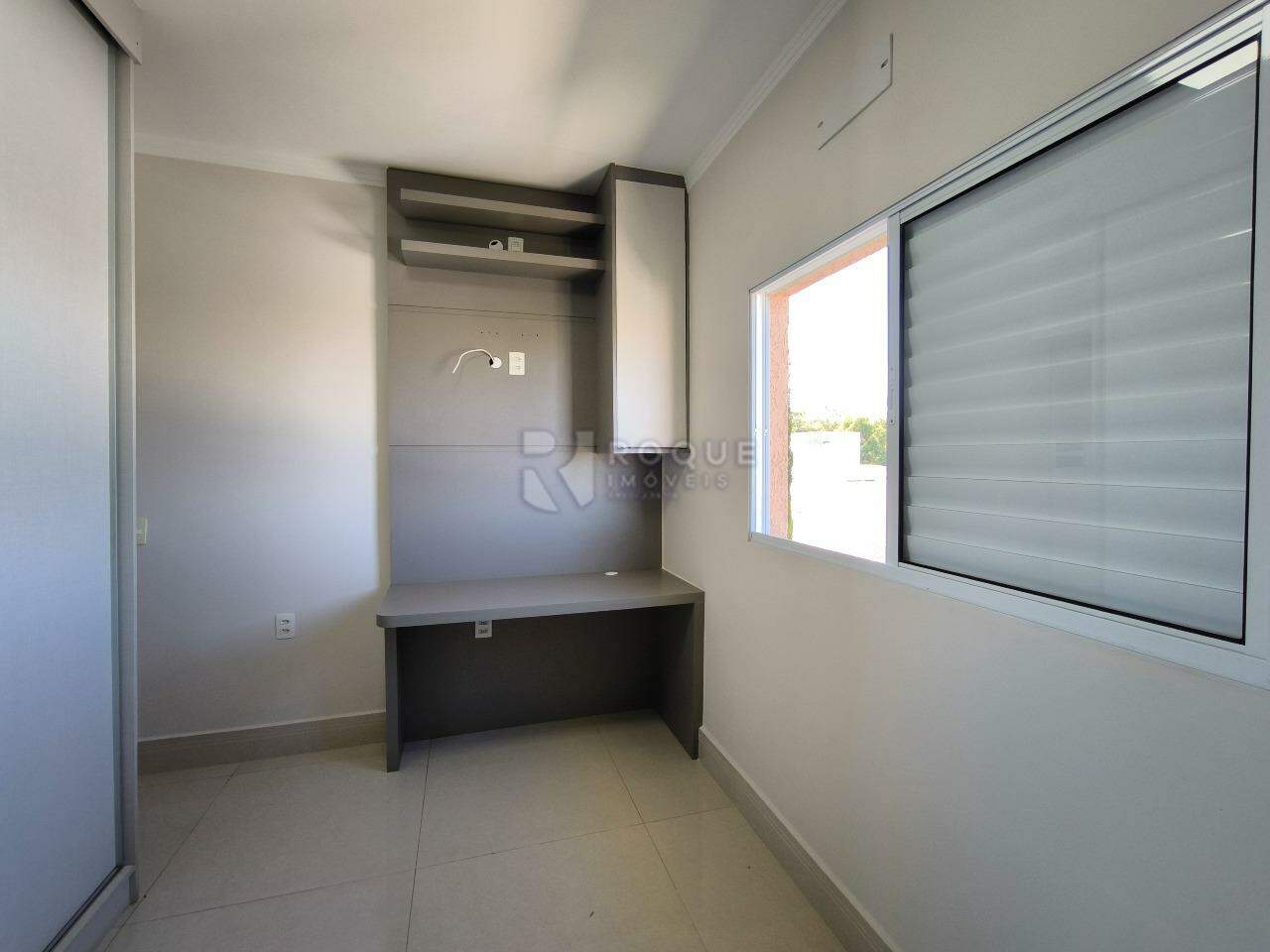 Casa em condomínio para aluguel no bairro Jardim Porto Real V: SUÍTE 2
