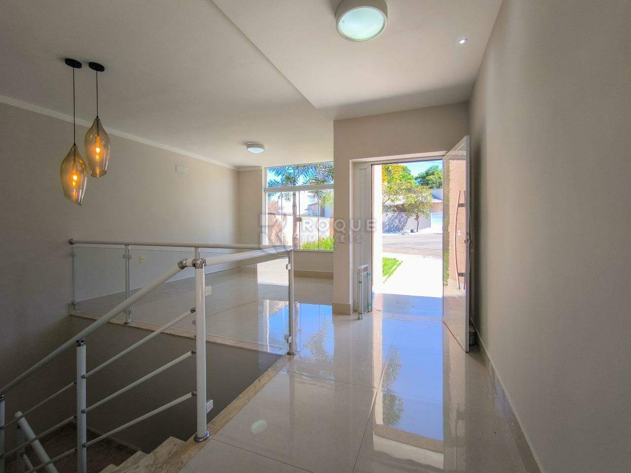 Casa em condomínio para aluguel no bairro Jardim Porto Real V: SALA DE ESTAR