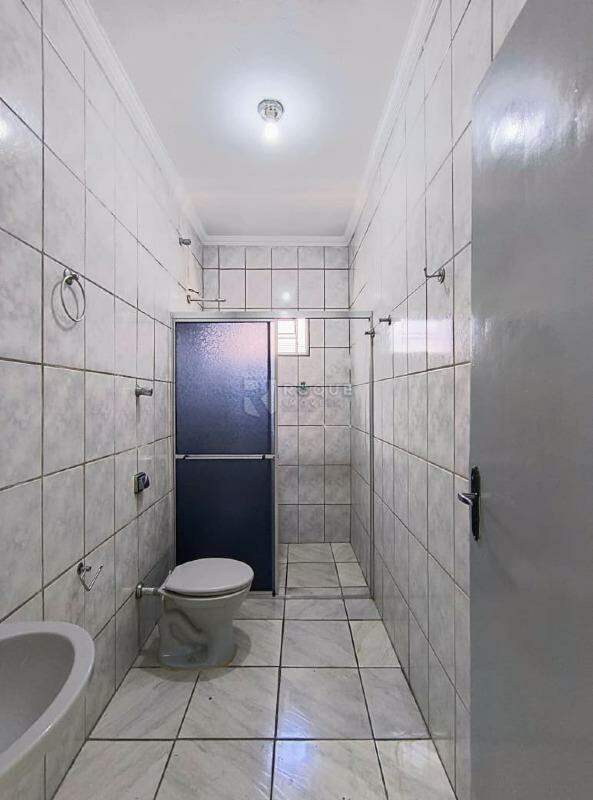 Casa Residencial para aluguel no bairro Jardim Santa Adélia: Wc social 