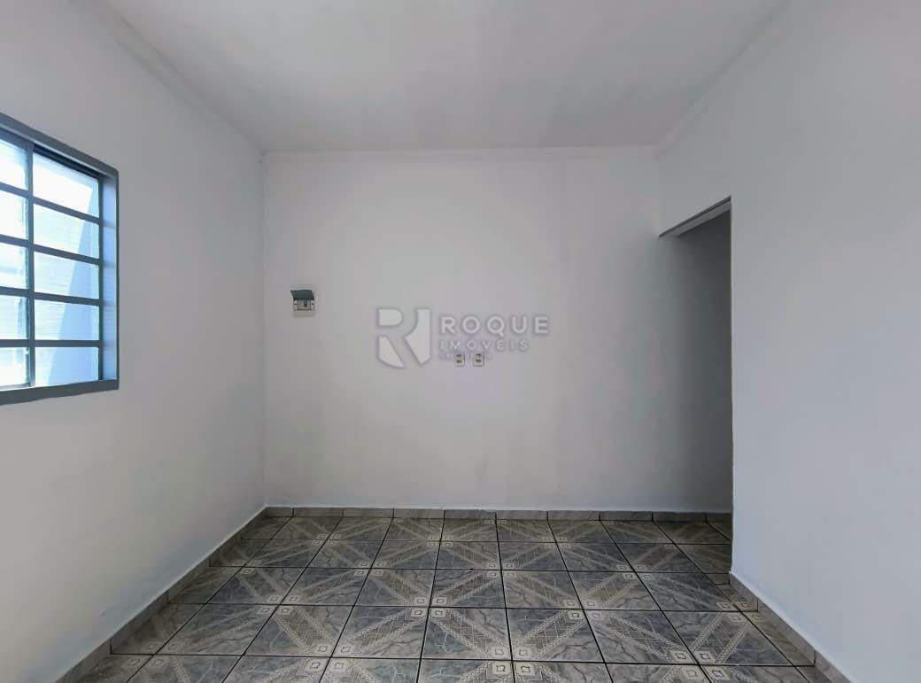 Casa Residencial para aluguel no bairro Jardim Santa Adélia: Sala
