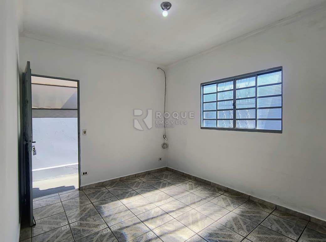 Casa Residencial para aluguel no bairro Jardim Santa Adélia: Sala