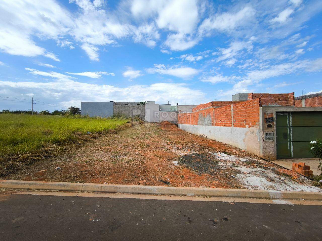 Terreno à venda no bairro Campo Verde 2: 