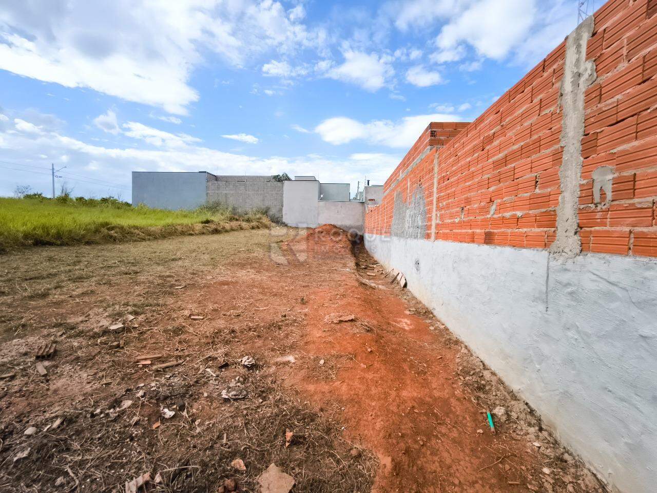 Terreno à venda no bairro Campo Verde 2: 