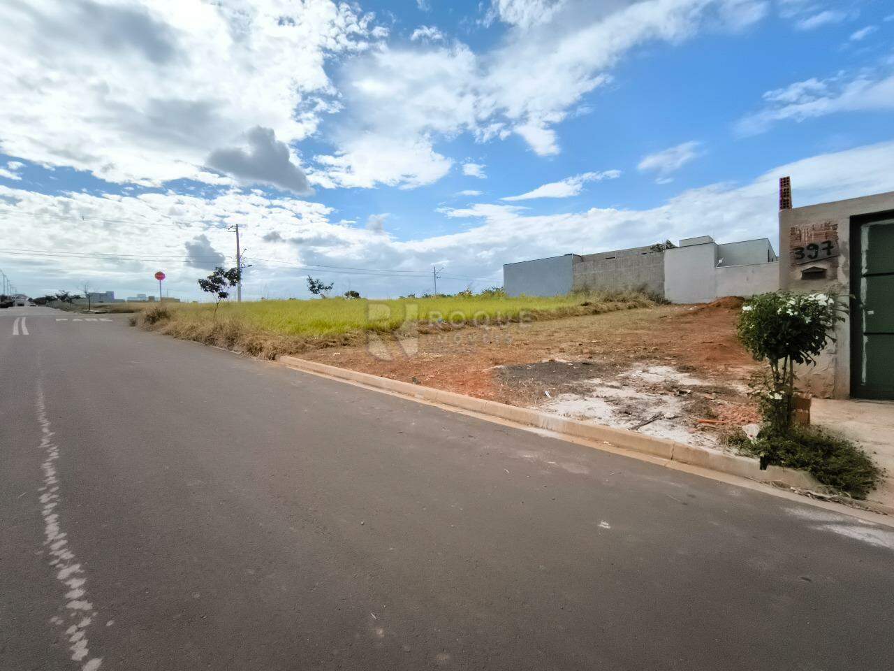 Terreno à venda no bairro Campo Verde 2: 