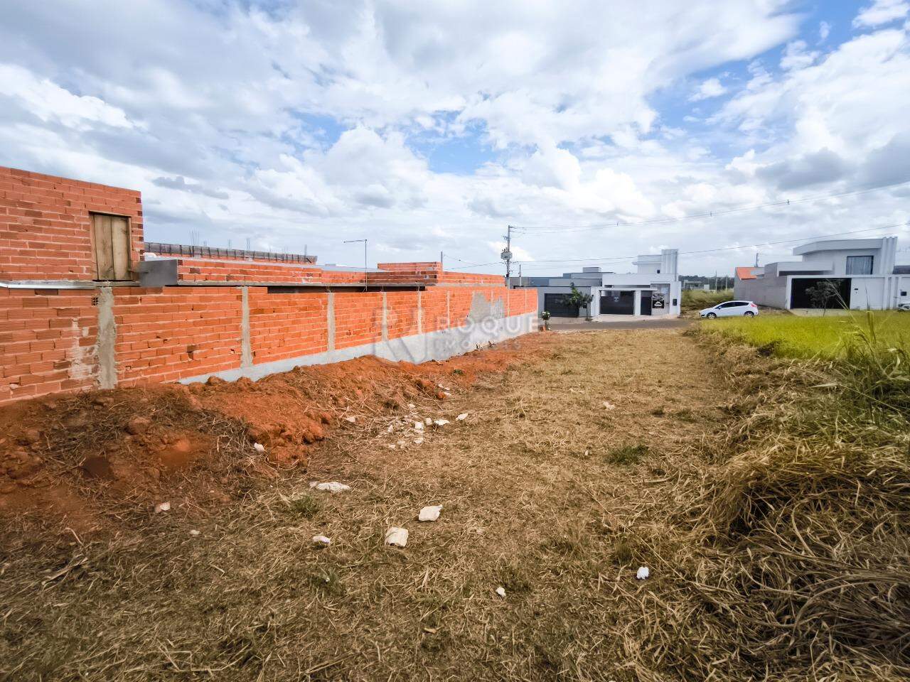 Terreno à venda no bairro Campo Verde 2: 
