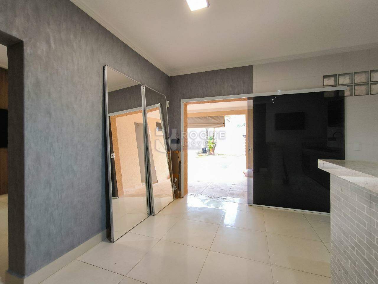 Casa Residencial à venda no bairro Jardim Gustavo Peccinini: SALA DE JANTAR