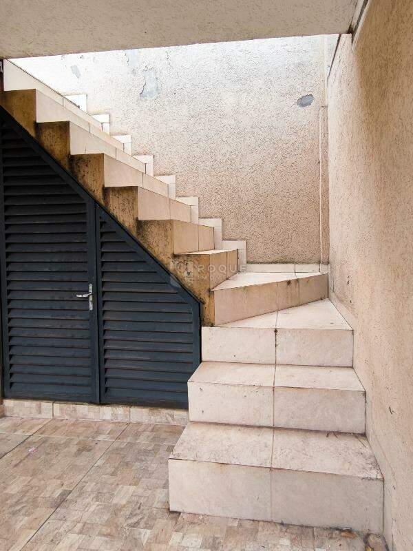 Casa Residencial à venda no bairro Jardim Gustavo Peccinini: ACESSO AO TERRAÇO