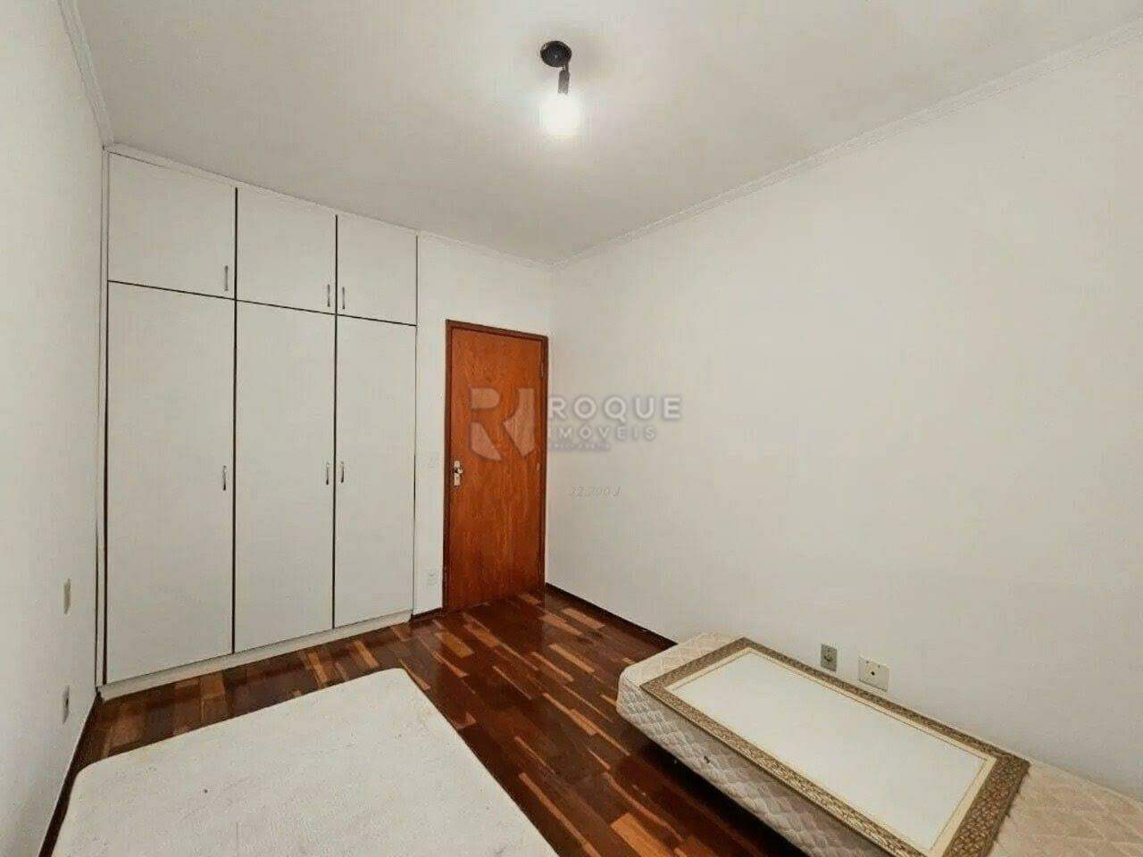 Apartamento para aluguel no bairro Cidade Jardim: Dormitório 02
