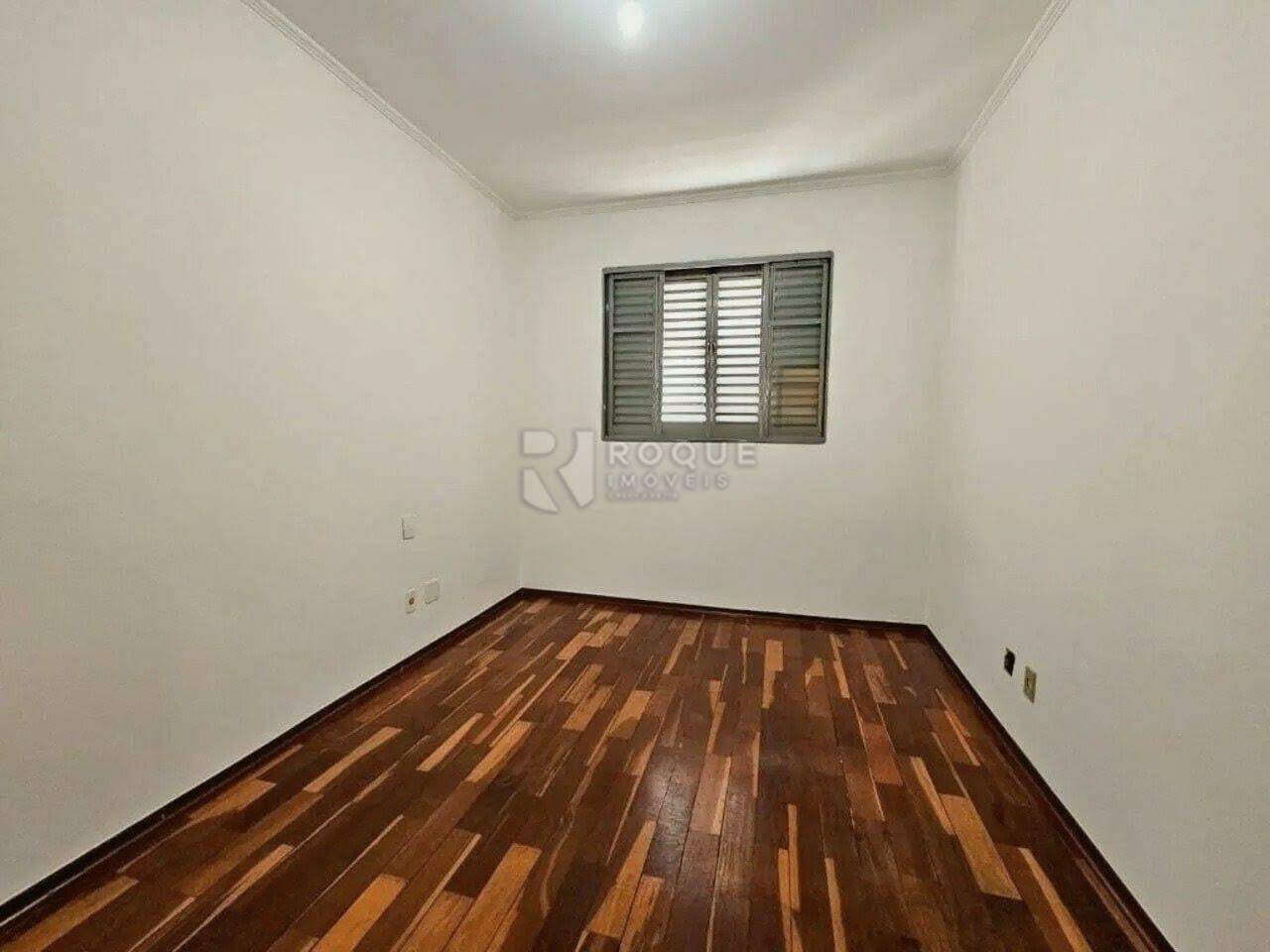 Apartamento para aluguel no bairro Cidade Jardim: Dormitório 01