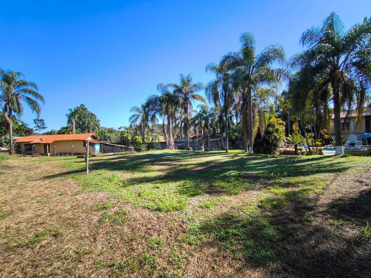 Casa em condomínio à venda no bairro Estância Eldorado: CAMPO DE VÔLEI
