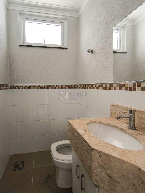 Casa em condomínio à venda no bairro Jardim Solar dos Nobres: BANHEIRO ÁREA GOURMET