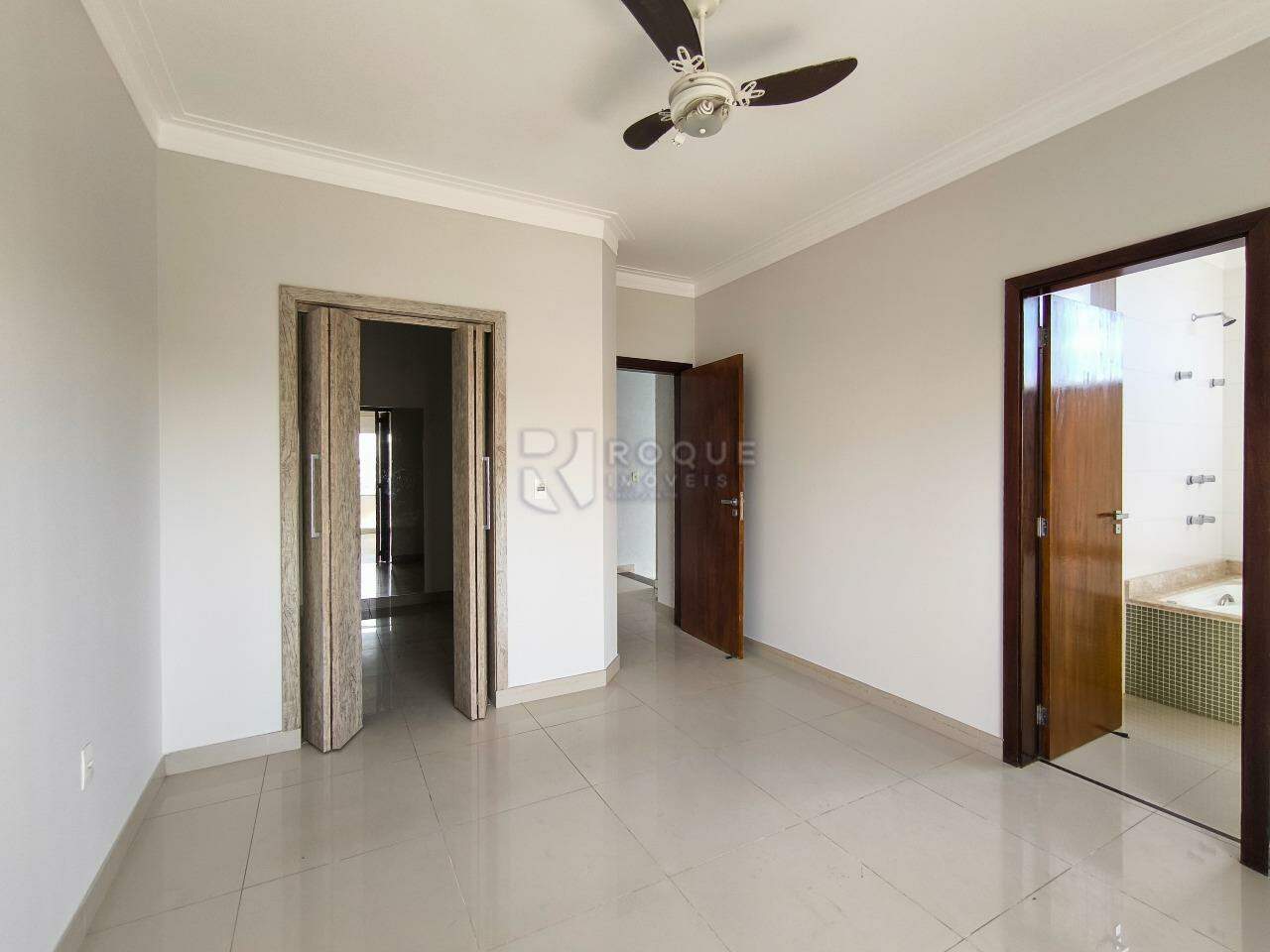 Casa em condomínio à venda no bairro Jardim Solar dos Nobres: SUÍTE MASTER
