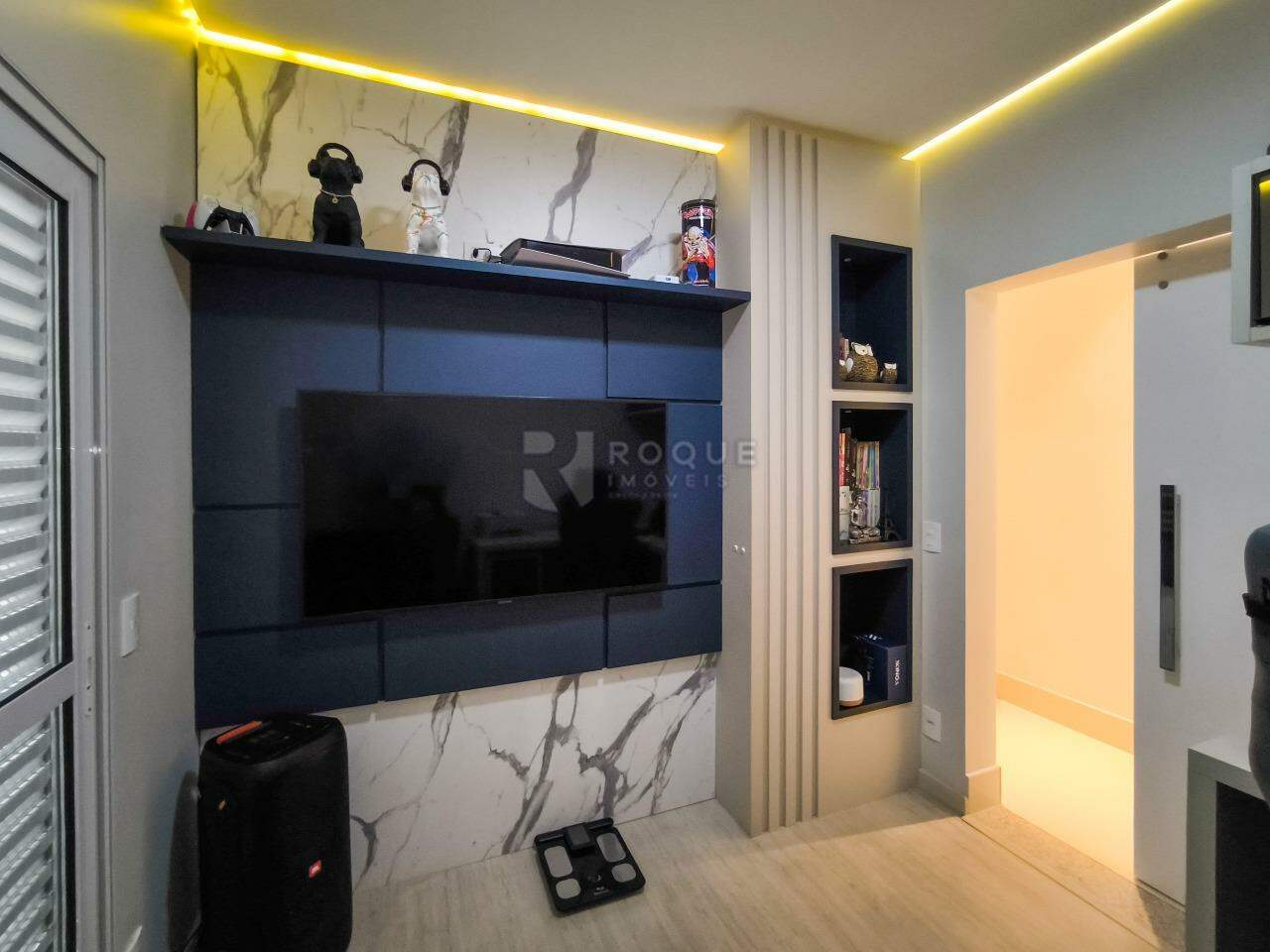 Casa em condomínio à venda no bairro Parque Residencial Roland: DORMITÓRIO