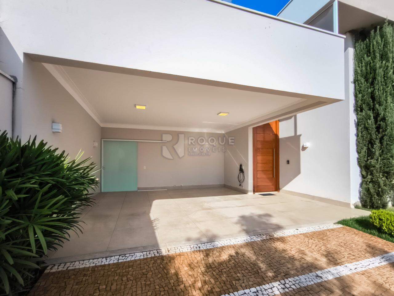 Casa em condomínio à venda no bairro Parque Residencial Roland: GARAGEM