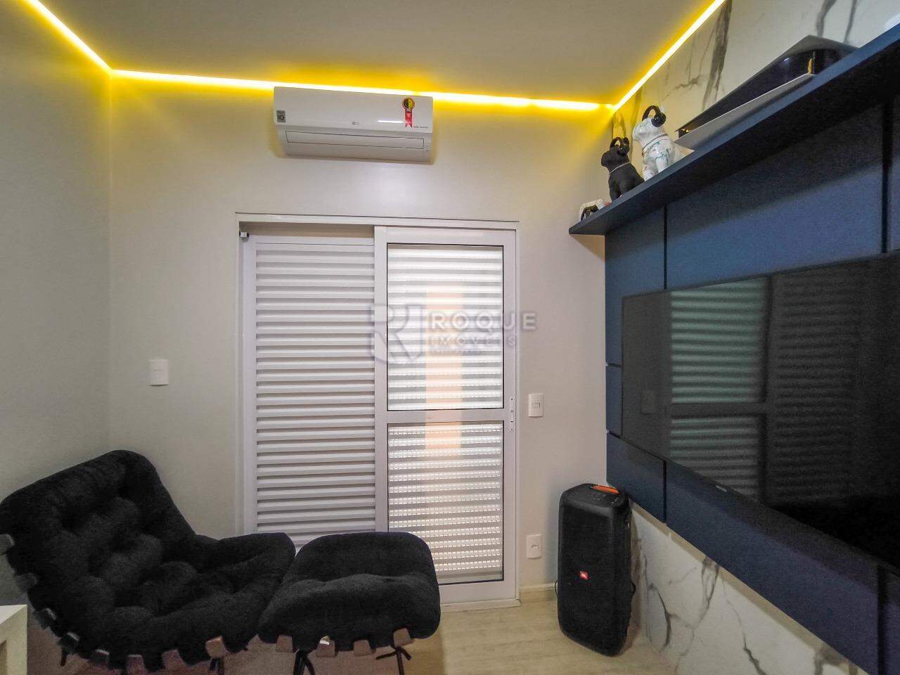 Casa em condomínio à venda no bairro Parque Residencial Roland: DORMITÓRIO