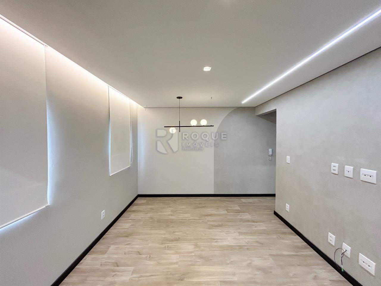 Apartamento para aluguel no bairro Itaipu: Sala 