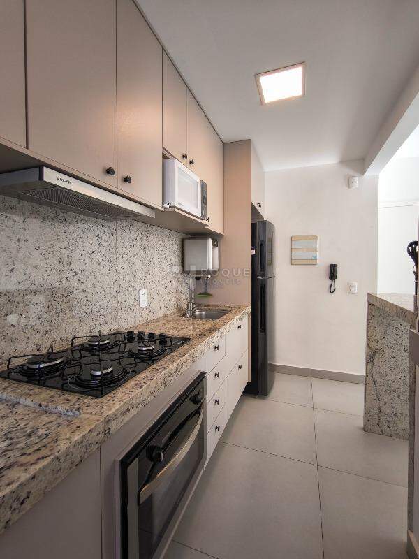 Apartamento à venda no bairro Vale das Esmeraldas: COZINHA