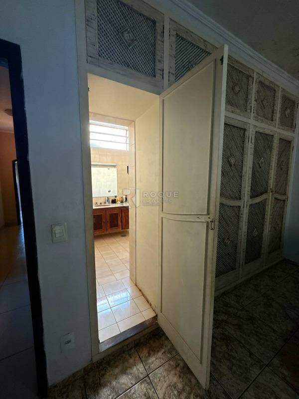 Casa Residencial à venda no bairro Jardim Nova Suiça: