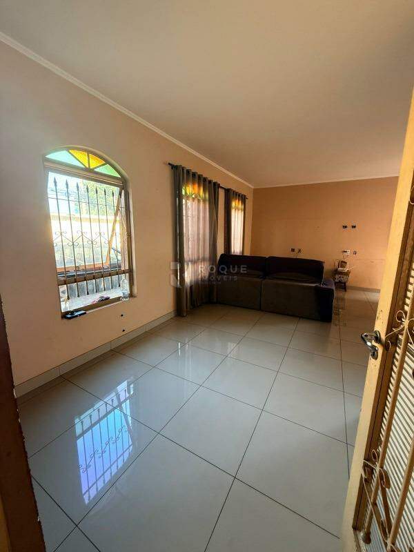 Casa Residencial à venda no bairro Jardim Nova Suiça: