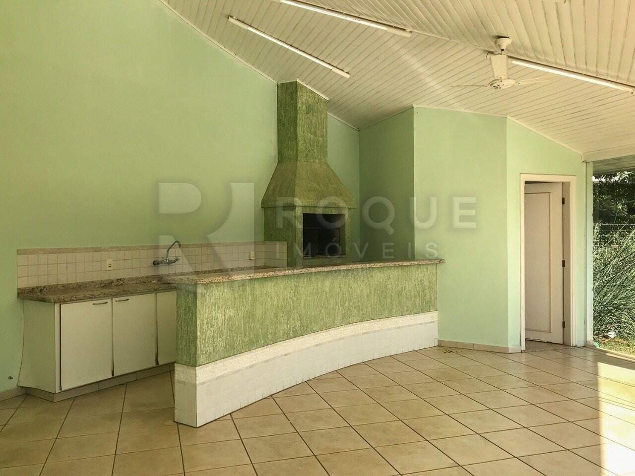 Casa em condomínio à venda no bairro Jardim Colina Verde: Churrasqueira 