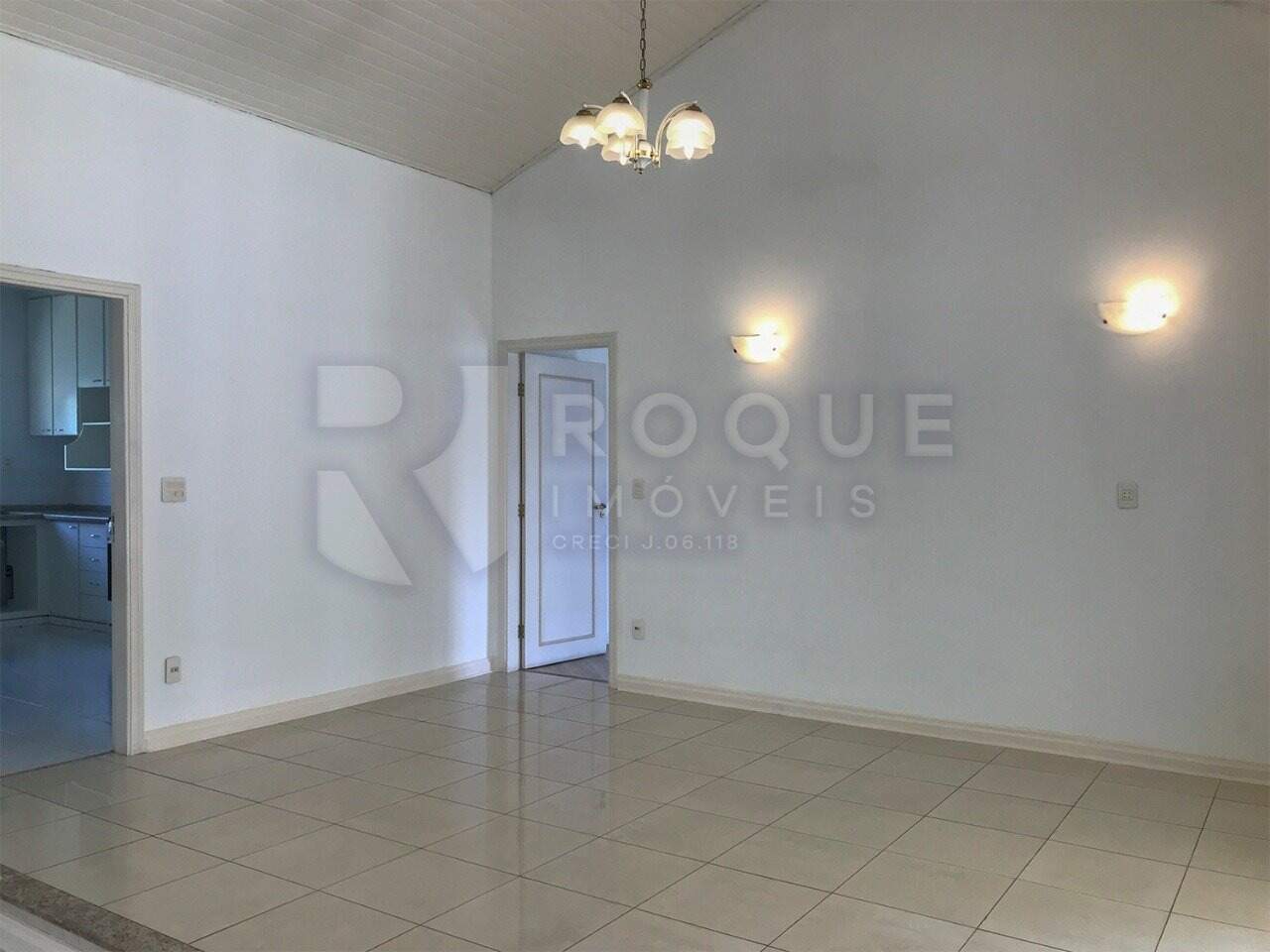 Casa em condomínio à venda no bairro Jardim Colina Verde: Sala 