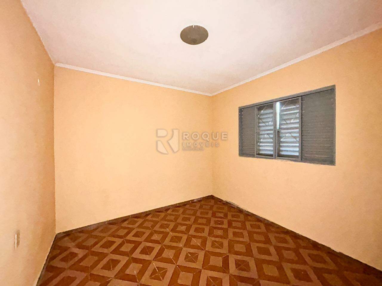Casa Residencial à venda no bairro Boa Vista: Dormitório 2 edícula