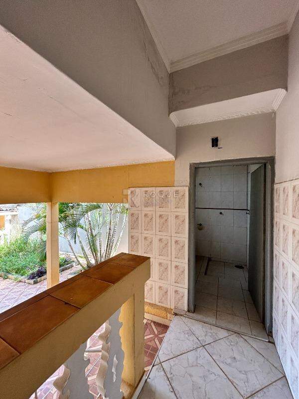 Casa Residencial à venda no bairro Boa Vista: Área de serviço 