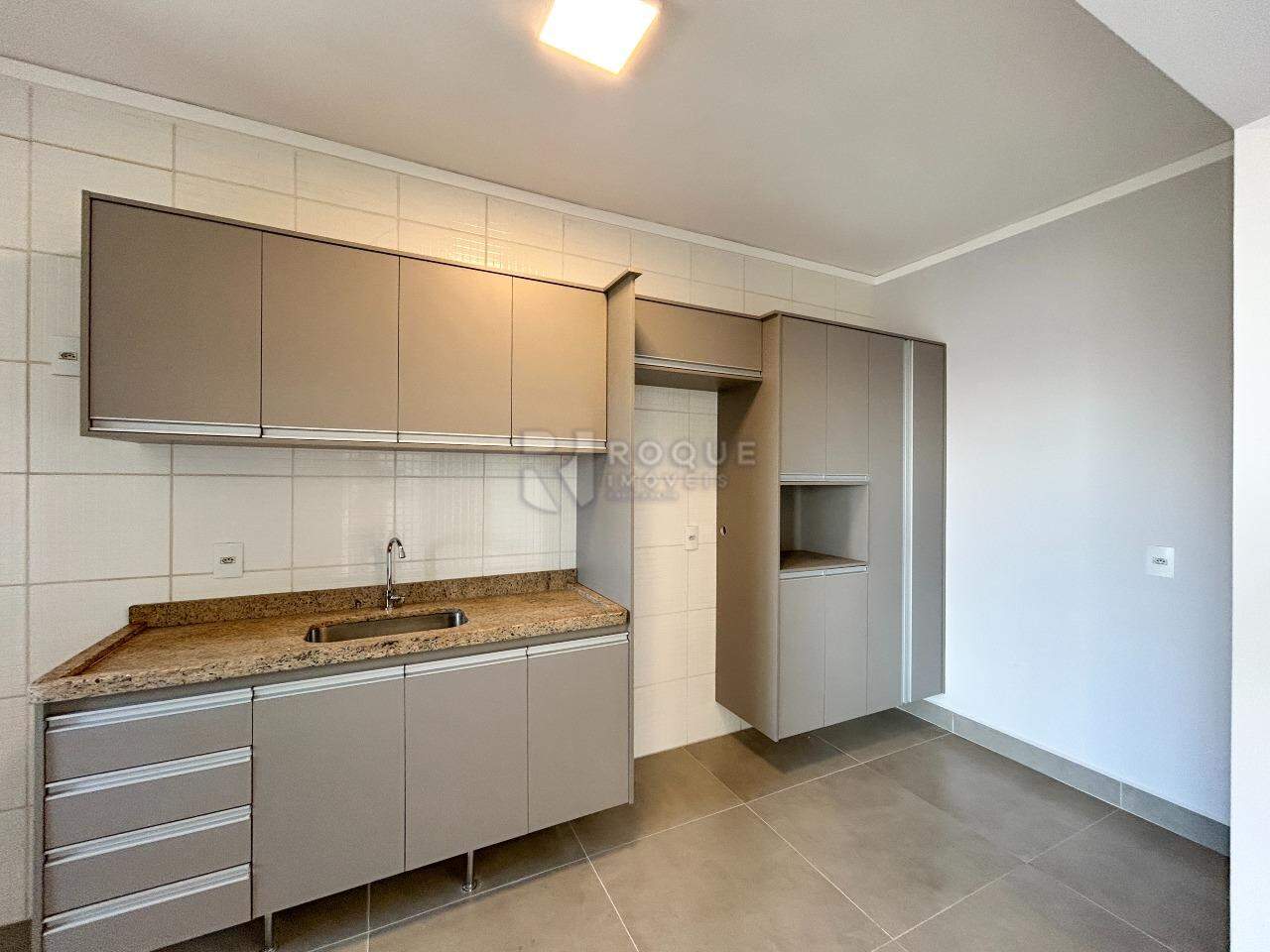 Apartamento para aluguel no bairro Chácaras Antonieta: Cozinha 