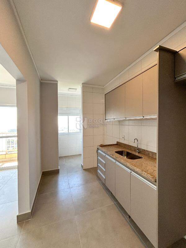 Apartamento para aluguel no bairro Chácaras Antonieta: Cozinha 
