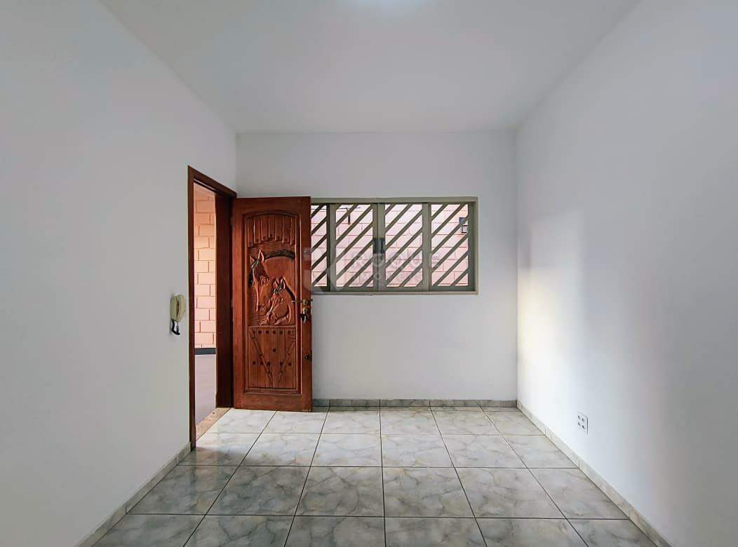 Casa Residencial para aluguel no bairro Jardim Residencial Graminha II: Sala
