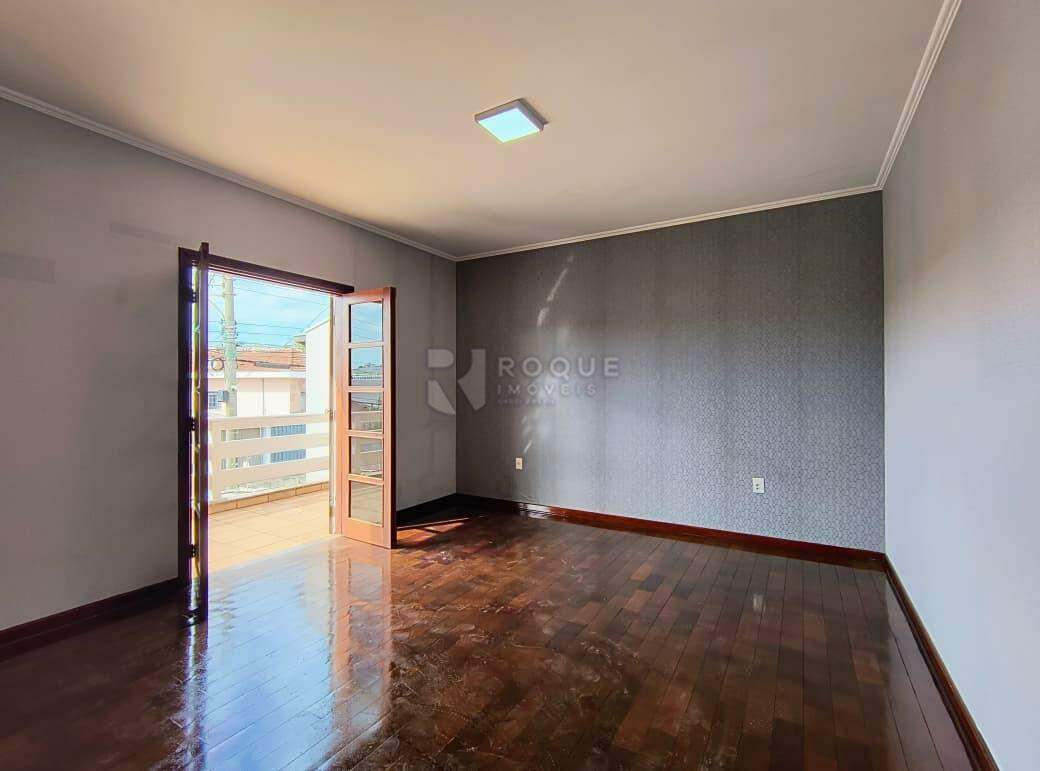 Casa Residencial para aluguel no bairro Jardim Bandeirantes: Dormitório 01