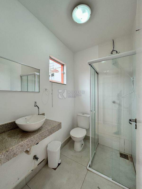 Casa em condomínio à venda no bairro Residencial Ilha de Bali: WC fundo