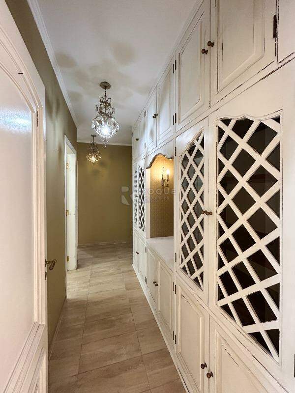 Apartamento à venda no bairro Centro: Hall