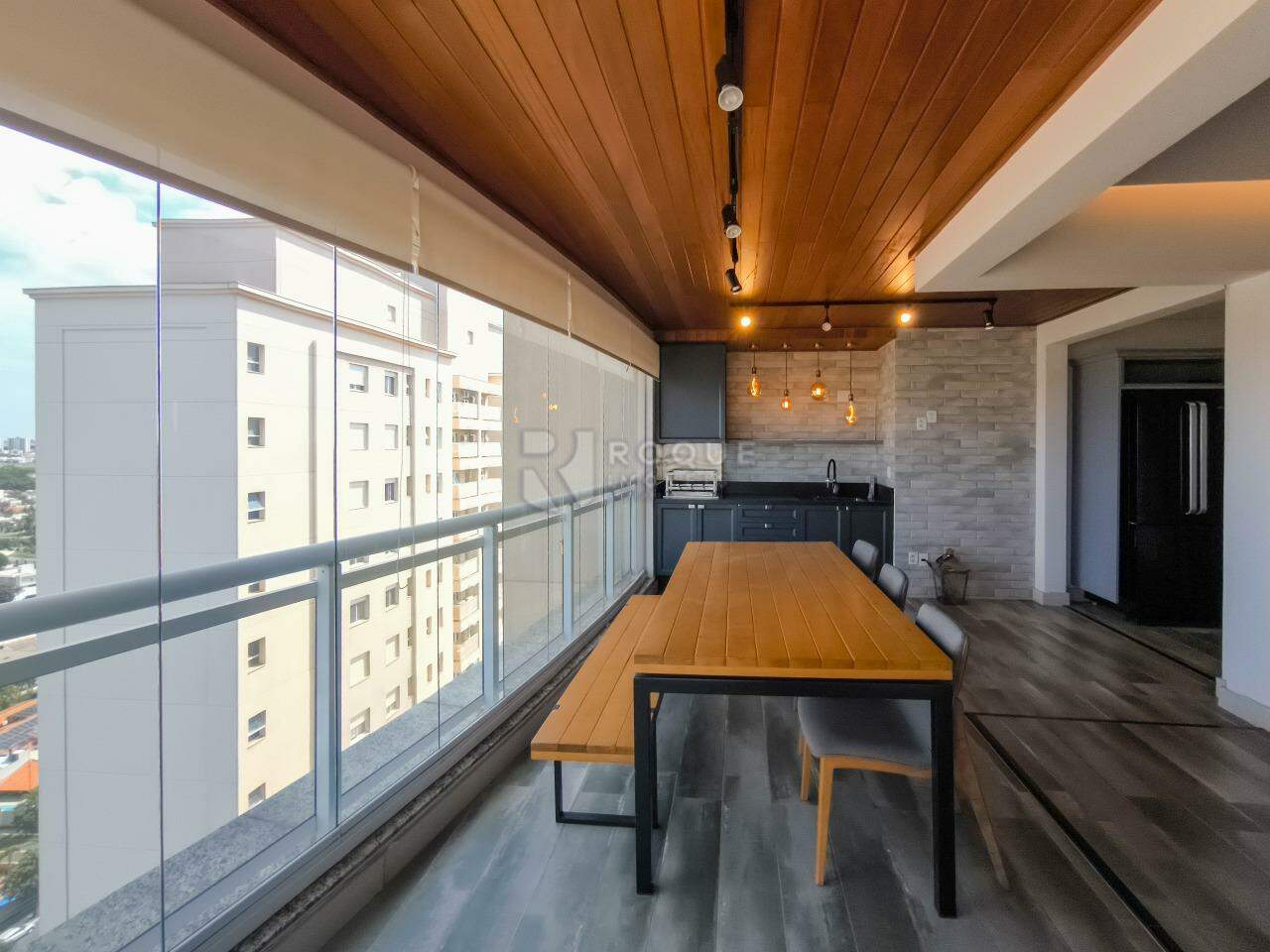 Apartamento à venda no bairro Jardim Aquárius: VARANDA GOURMET