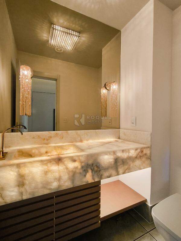 Apartamento à venda no bairro Jardim Aquárius: LAVABO
