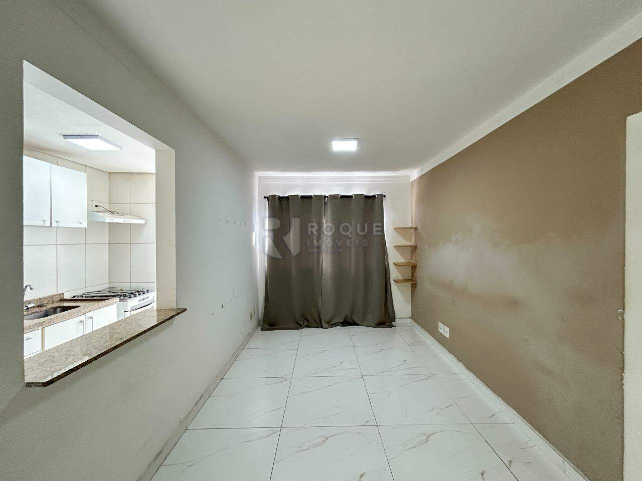 Apartamento para aluguel no bairro Chácaras Antonieta: Sala