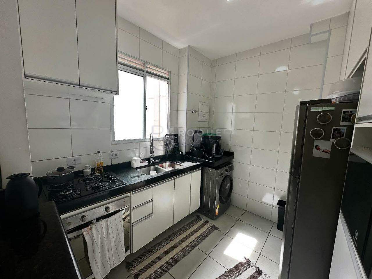 Apartamento à venda no bairro Graminha: 