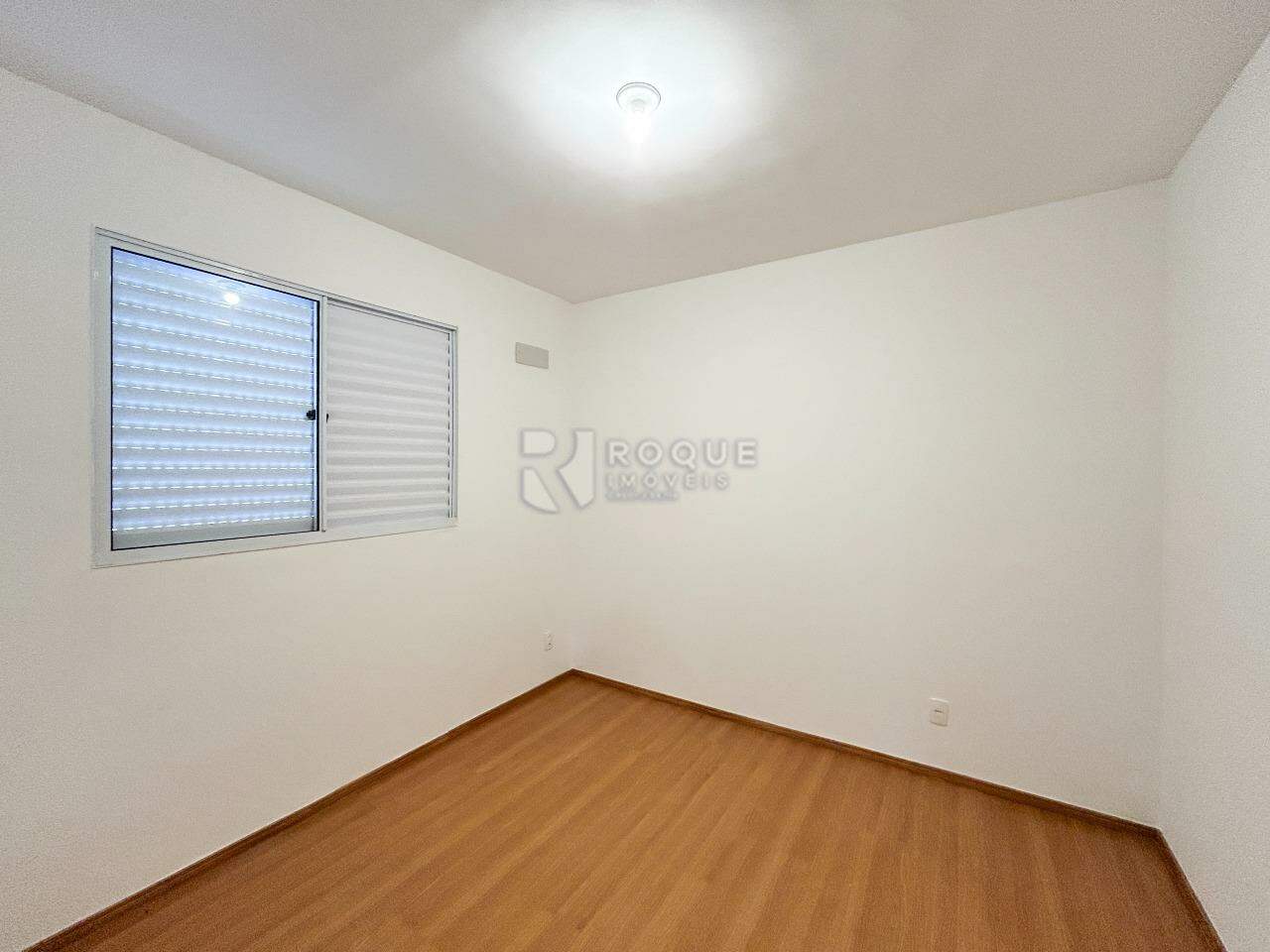 Apartamento à venda no bairro Jardim Campo Belo: Dormitório 2