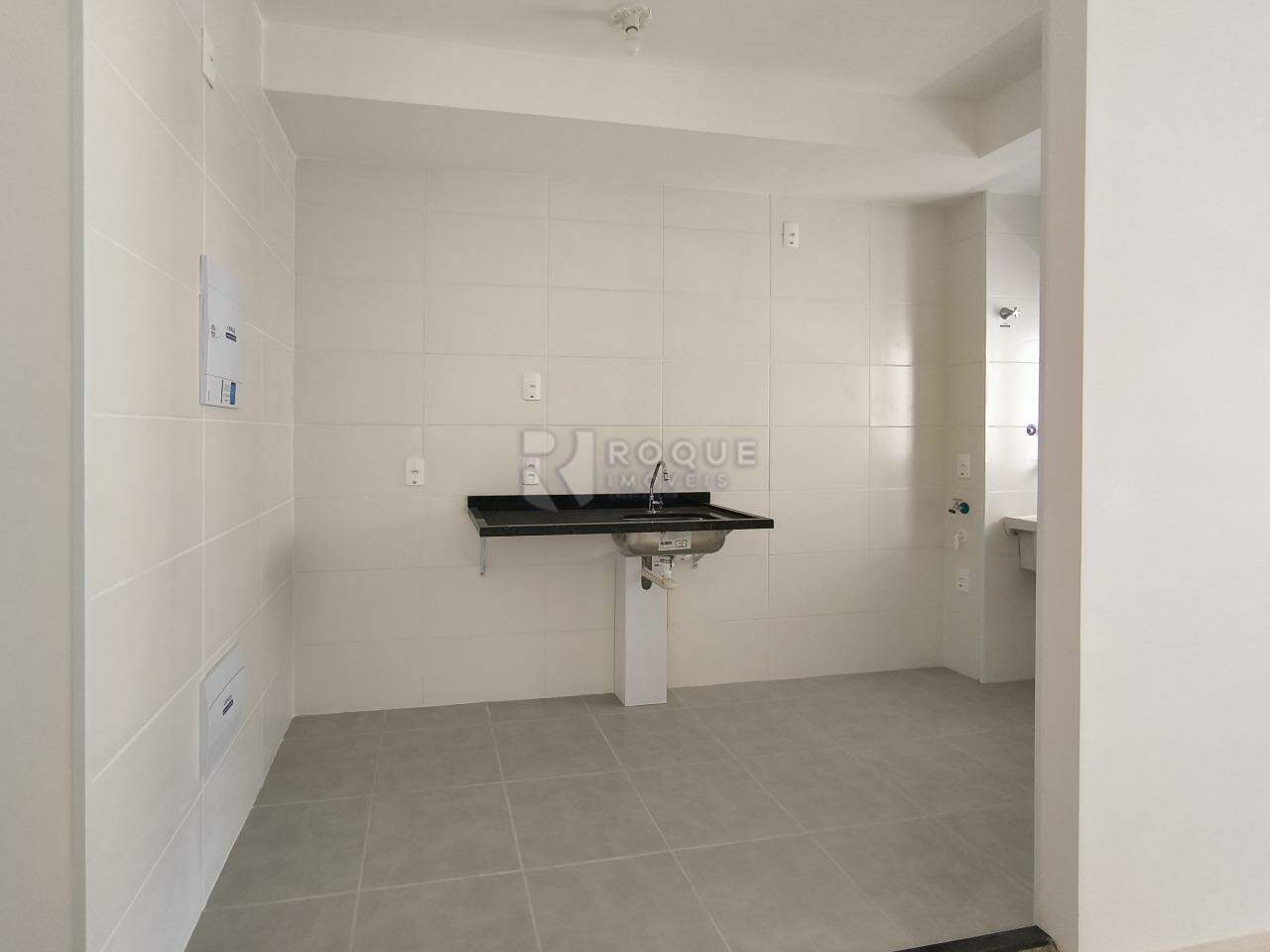 Apartamento à venda no bairro Chácara Boa Vista da Graminha: COZINHA