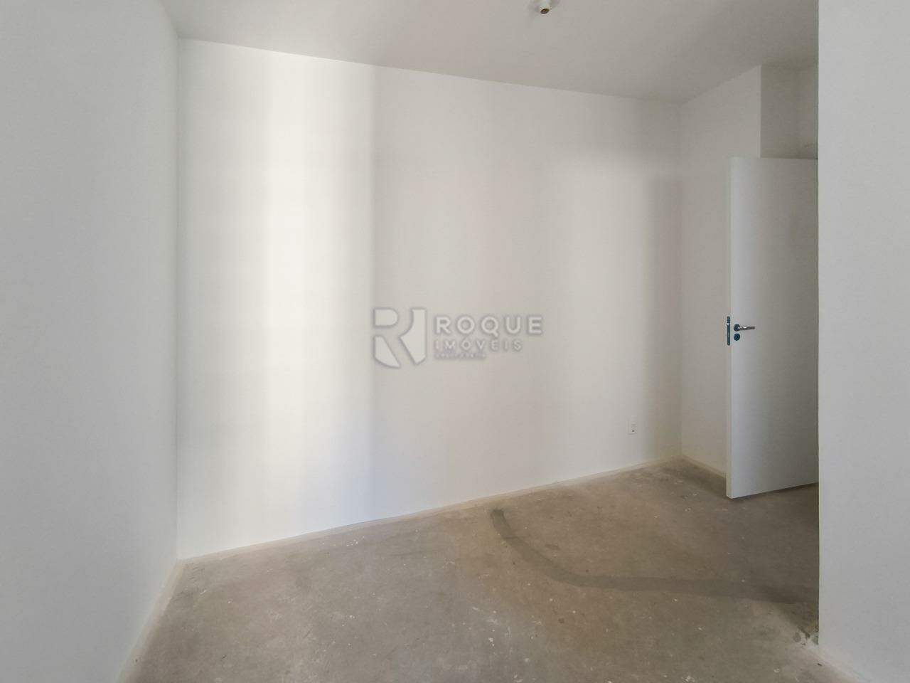 Apartamento à venda no bairro Chácara Boa Vista da Graminha: SUÍTE